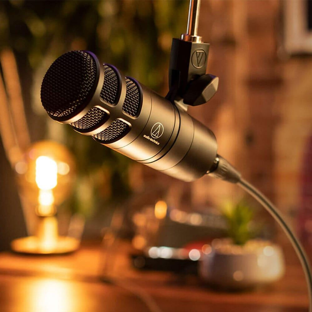 Microfone Audio-Technica AT2040 Dinâmico Hipercardióide | Fastshop